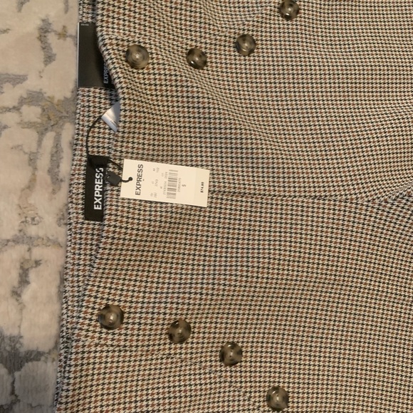 Super cute and stretchy high waisted mini plaid flared pant - Picture 3 of 4